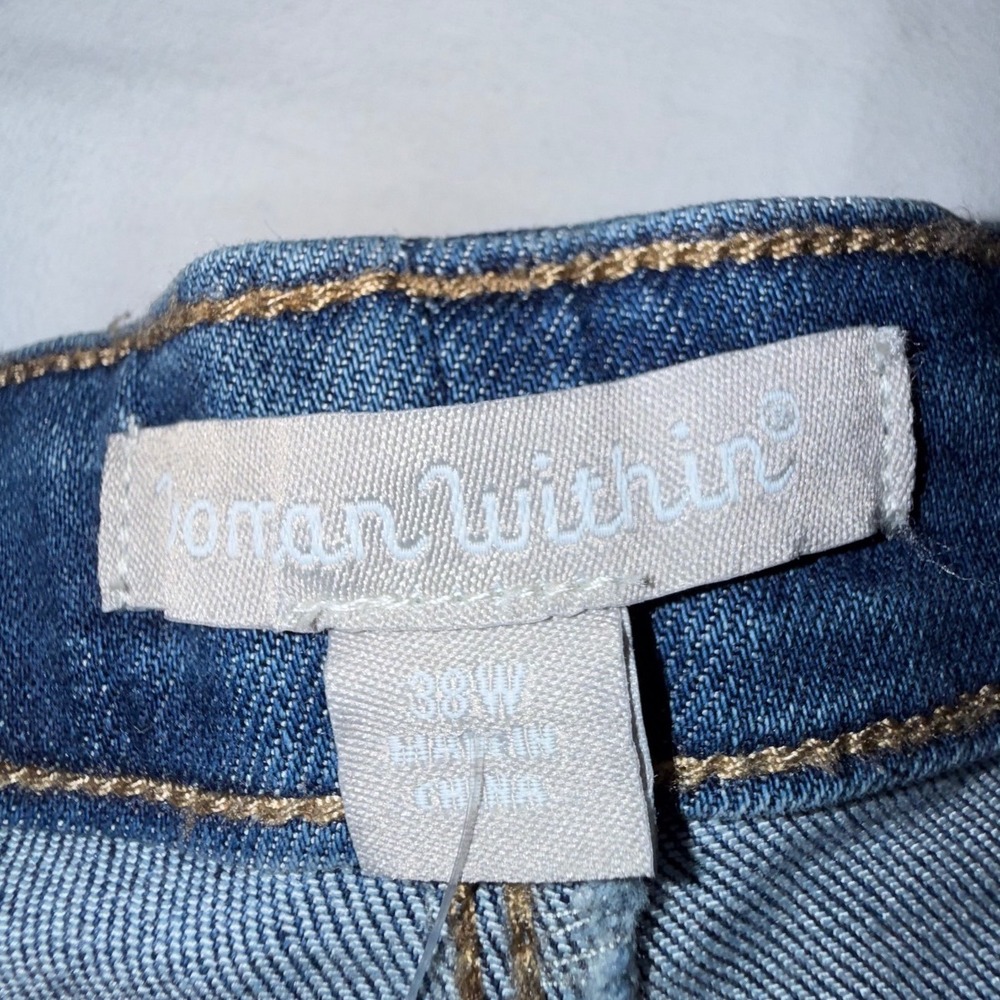 Woman Within Denim Capri Jeans Women's 38W Blue Stretch Button Hem Plus - Picture 2 of 7